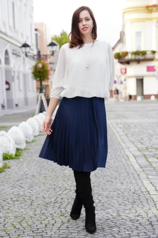 Dámsky elegantný pulóver 3680