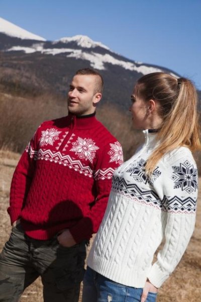 Pulover KIRK Z cu model norvegian red