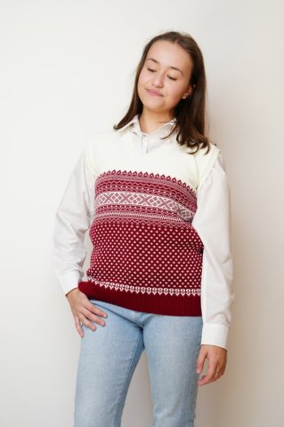 Damska bordowa kamizelka z norweskim wzorem – Aera-BB