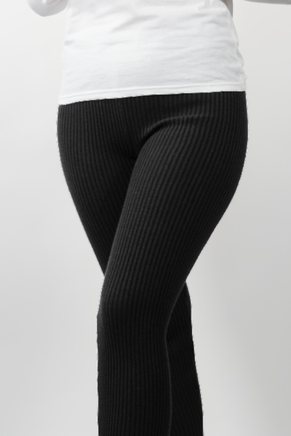 Fekete női kötött leggings