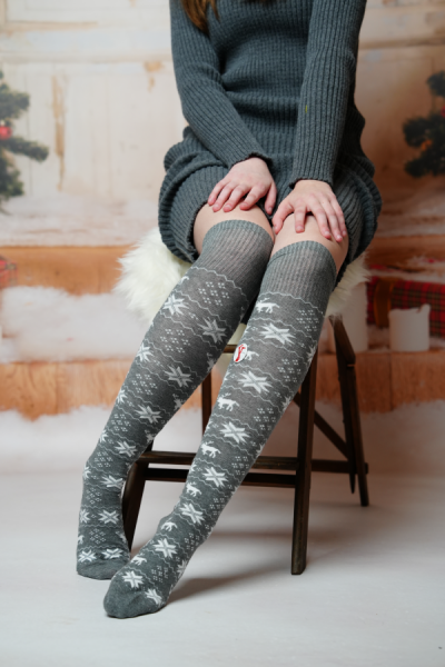 Vánoční prodloužené ponožky 9379 šedá