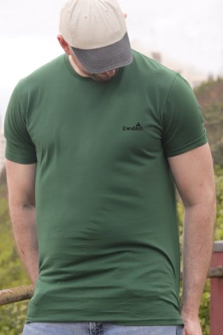 Zelena muška majica