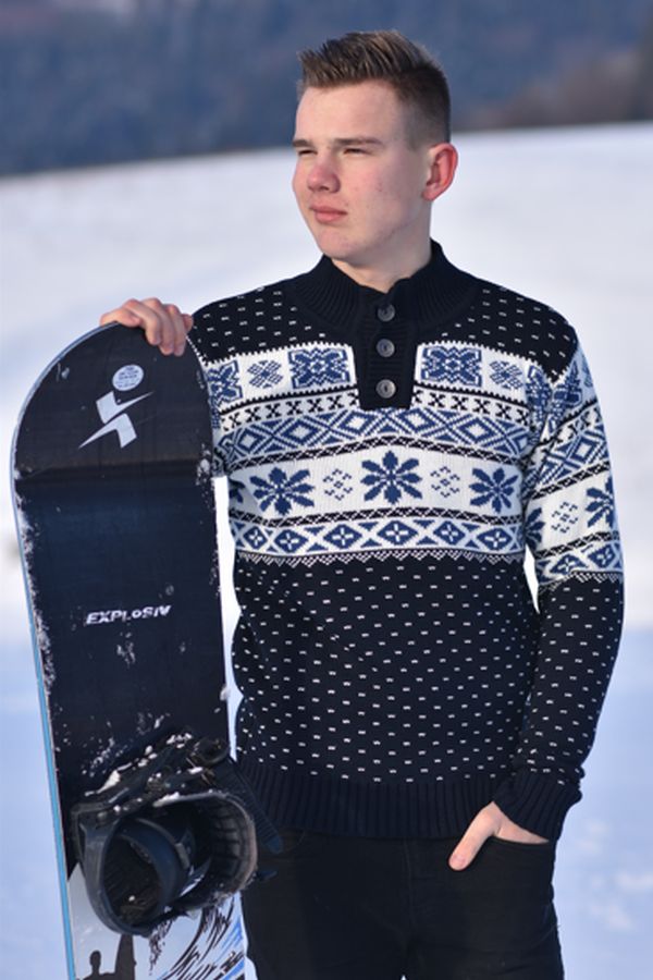 Topel norveški pulover z gumbi Kevin