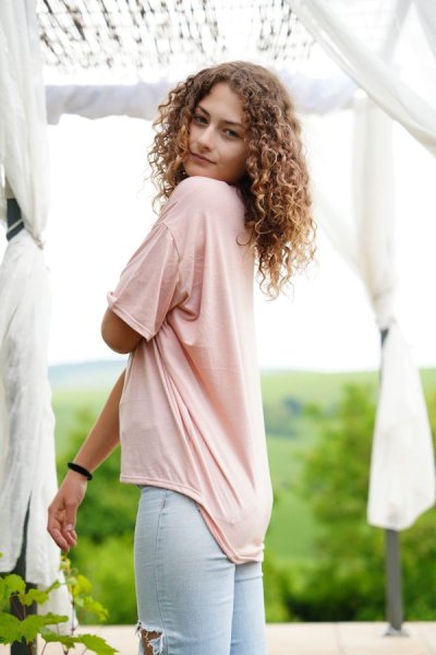 Elegantné voľné dámske tričko 5536PV pink
