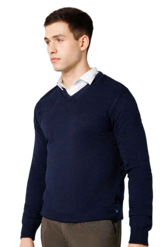 Pulover s V izrezom navy 950