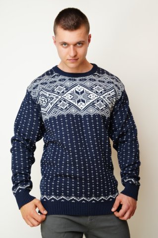 Kemal – modrý pánsky sveter s nórskym vzorom a okrúhlym golierom