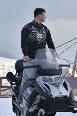 Kötött férfi norvég mintás pulóver – szarvas motívummal, kék