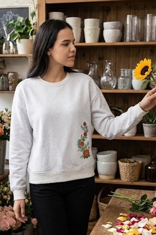 Hímzett pulóver Zinnia