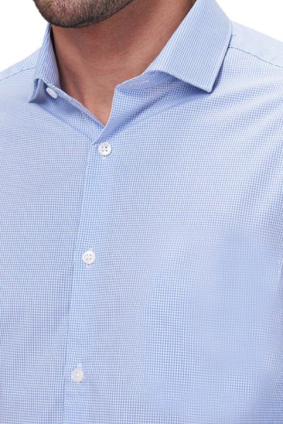 Moška srajca z dolgimi rokavi v modri barvi 00220