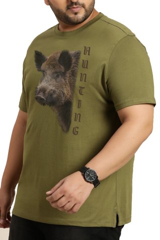 Lov majica s dominantnim veprom