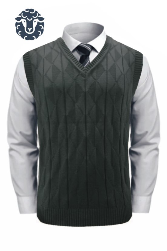 Crni muški pleteni prsluk Ewident na bisti s bijelom košuljom