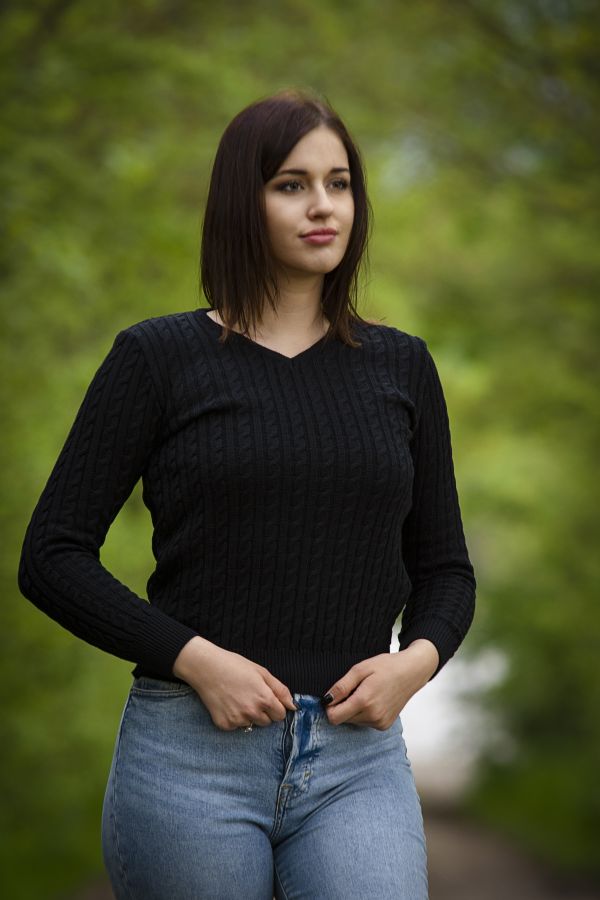 Bugara zöld női pulóver fekete