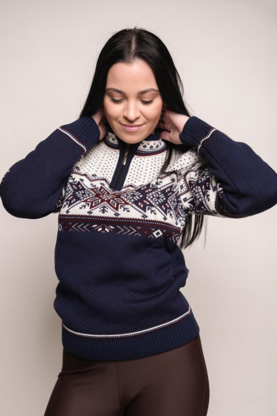 Igora-Z – dámský pletený norský svetr v modré barvě