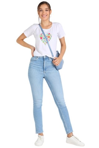 Women's short sleeve T-shirt with heart motif white
