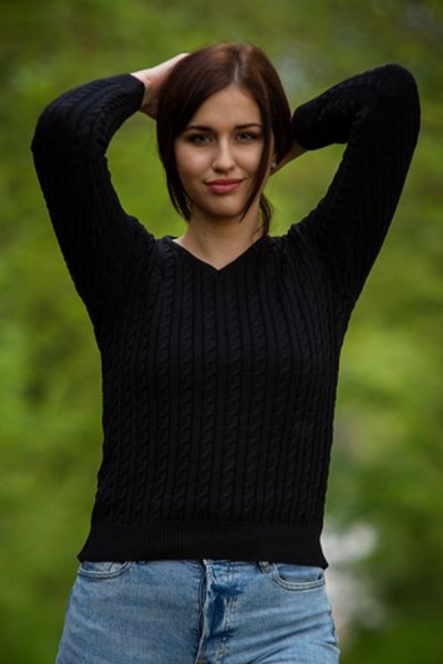 Bugara zöld női pulóver fekete