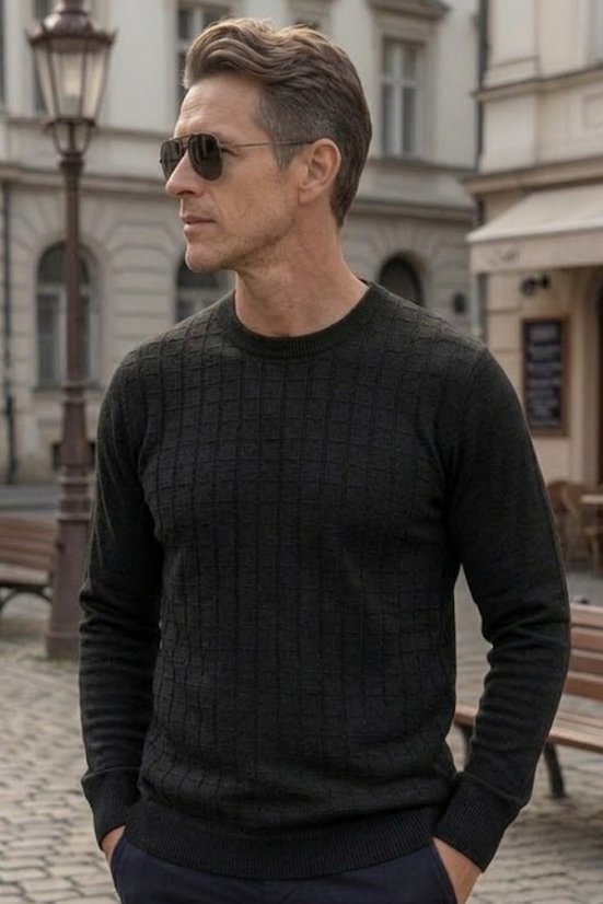 Muški crni pleteni pulover Kocka – moderan